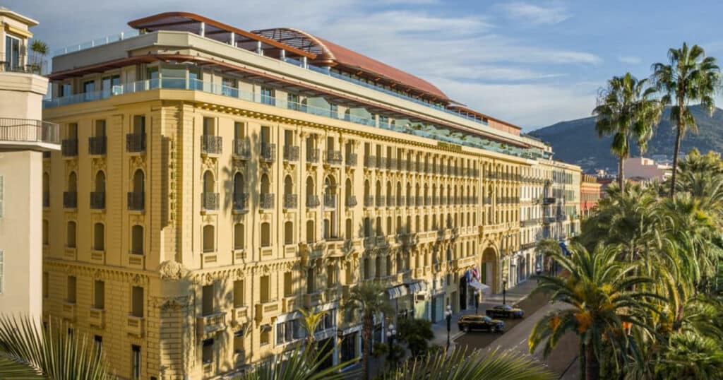 Perfectionner mon anglais pour travailler à l'Anantara Plaza Nice Hôtel