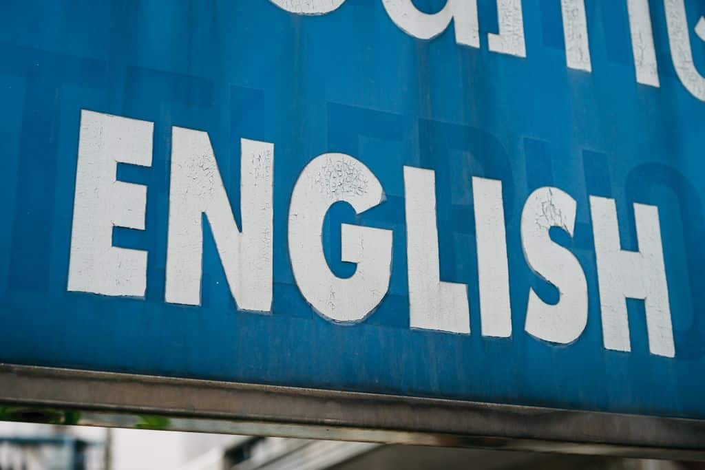 Comment devenir bilingue anglais rapidement 2026 | Conseils-devenir-bilingue-anglais-rapidement
